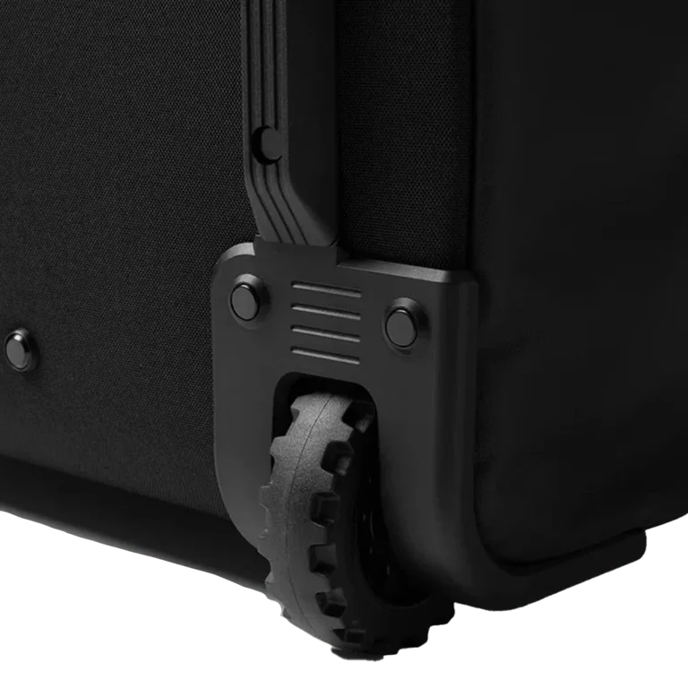 Hugger Roller Bag - Image 11