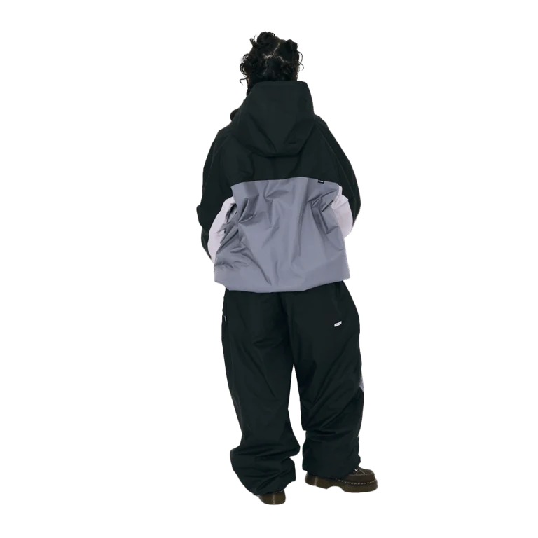 Dual Tone 4.4oz Insulated Hooded Snowboard Jacket - Image 6