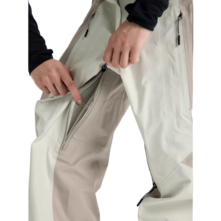 Hardpack Gore-Tex 3L Bib Snowboard Pants - Image 12