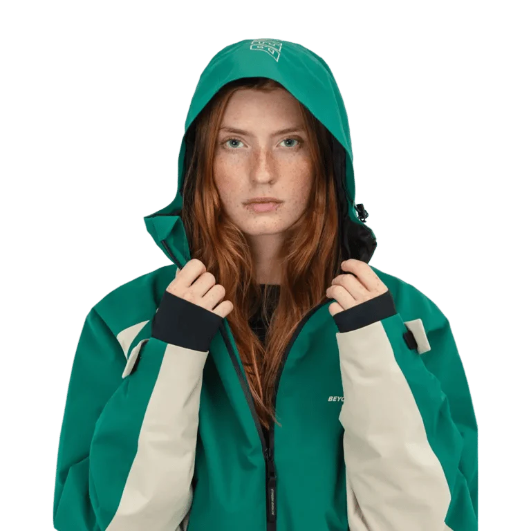 Beyond Medals Nostalgia 2L Snowboard Jacket - Image 9