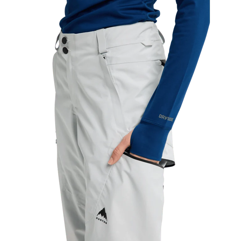Reserve Gore-Tex Short Snowboard Pants - Womens - Image 13