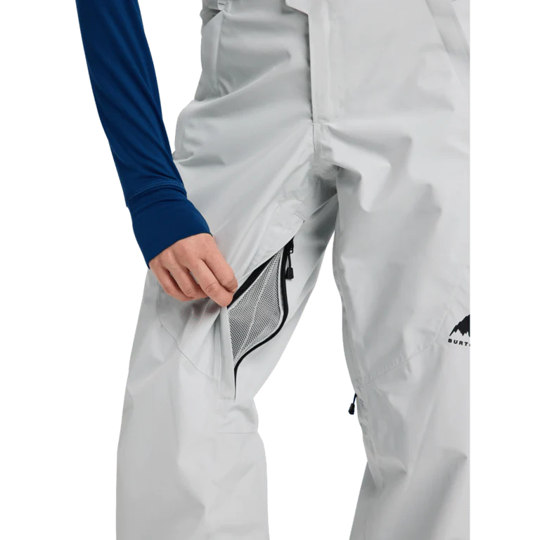 Reserve Gore-Tex Short Snowboard Pants - Womens - Image 14