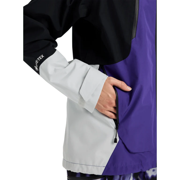 Reserve Gore-Tex Snowboard Jacket - Womens - Image 7