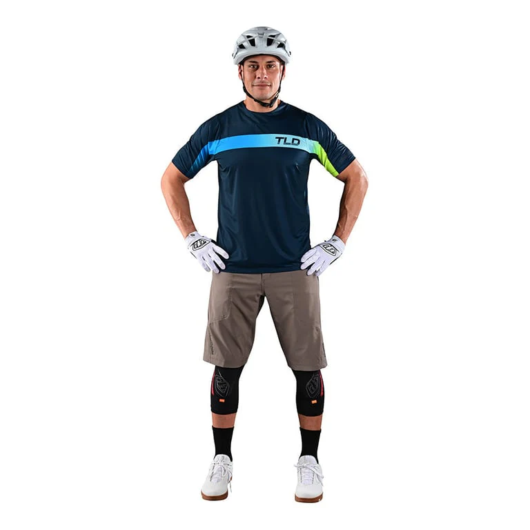 Skyline MTB Shorts - Image 9