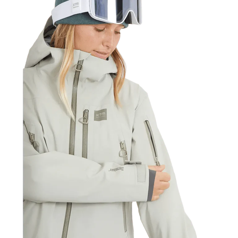 Solitaire Ski Jacket - Image 12