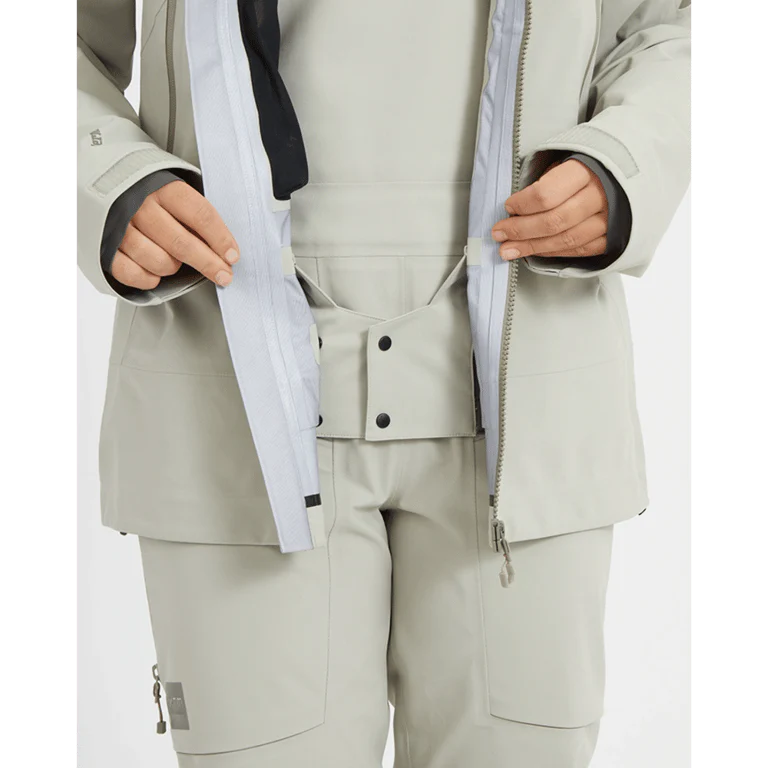 Solitaire Ski Jacket - Image 16