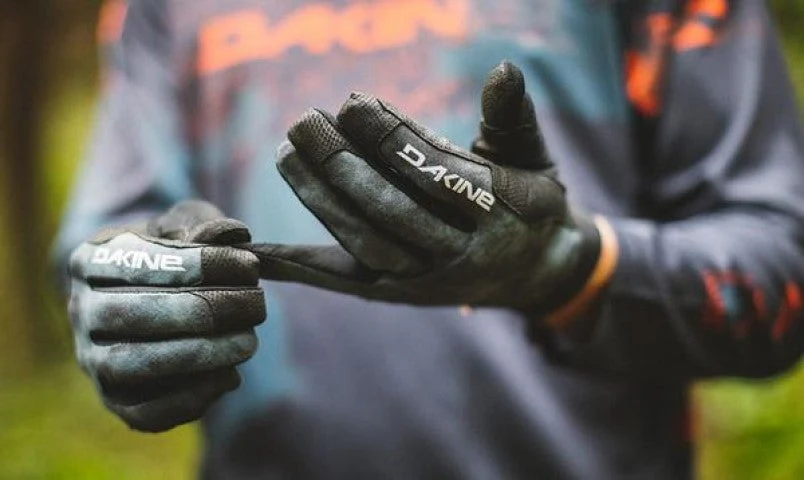 Thrillium Glove - Image 6