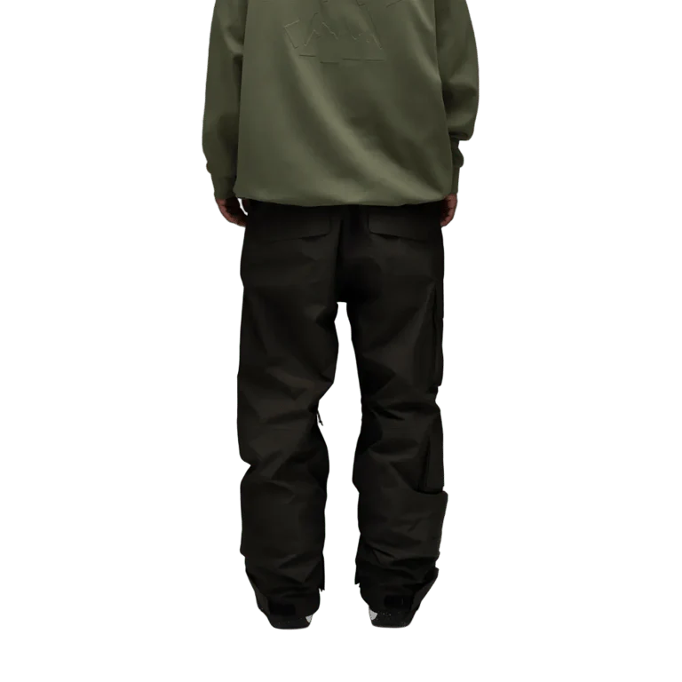 Burton Undefeated Gore-Tex 2L Bib Snowboard Pants - Image 2