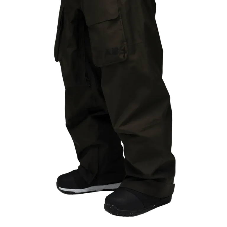 Burton Undefeated Gore-Tex 2L Bib Snowboard Pants - Image 3