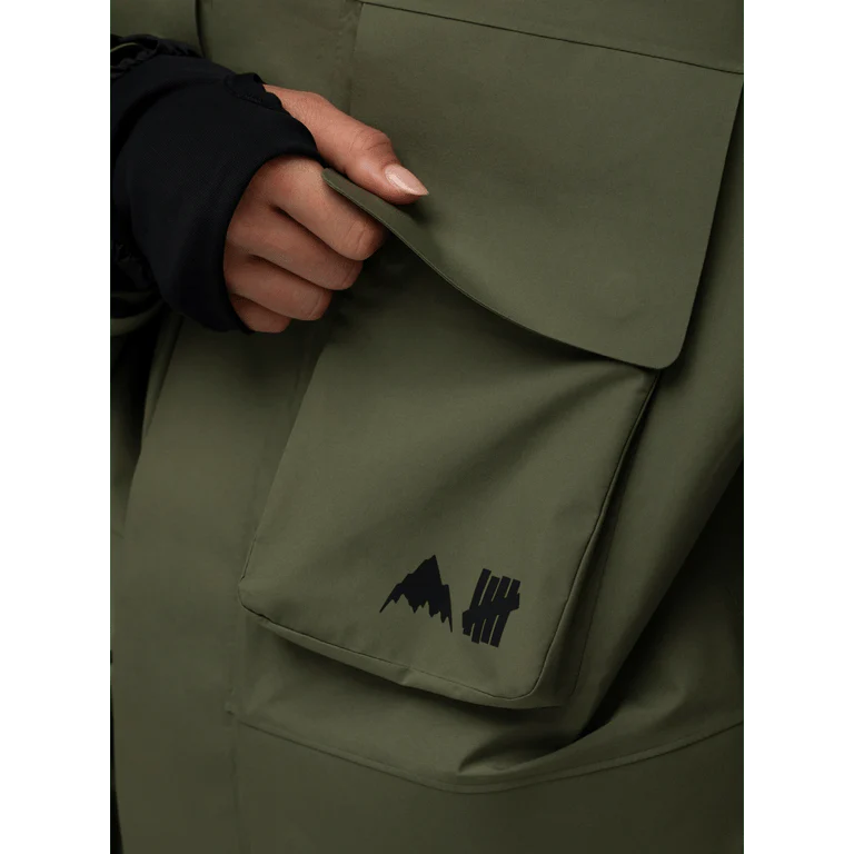 Burton Undefeated Gore-Tex 2L Snowboard Jacket - Image 12