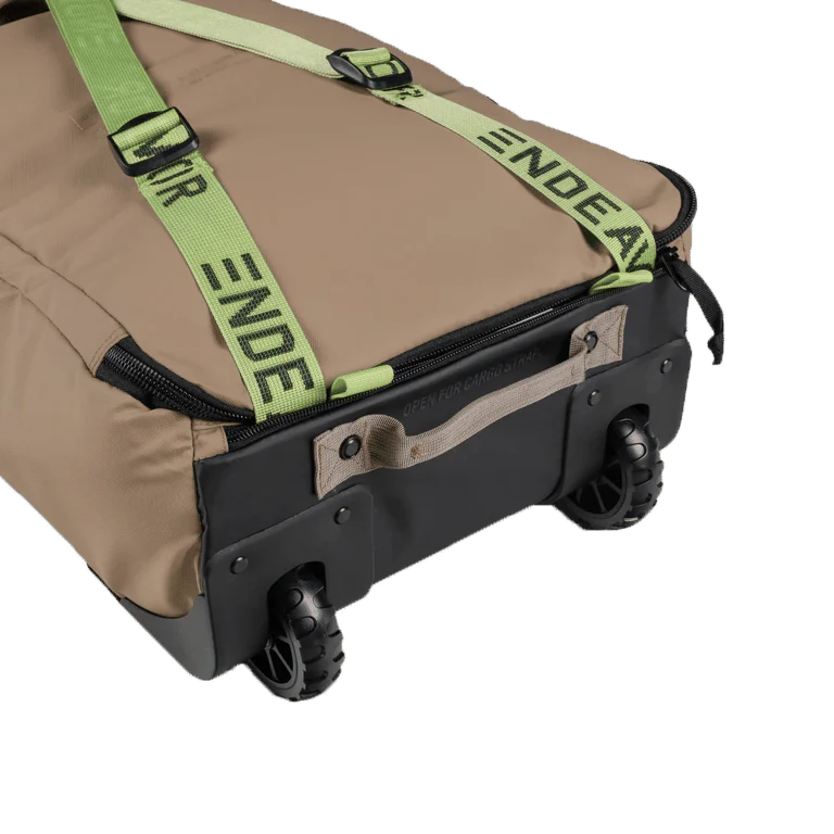 Utility Snowboard Bag - Image 15